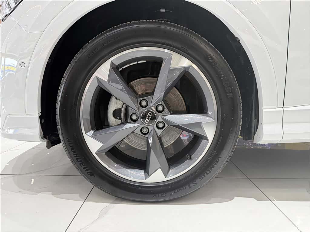 Audi Q3, 2024 9