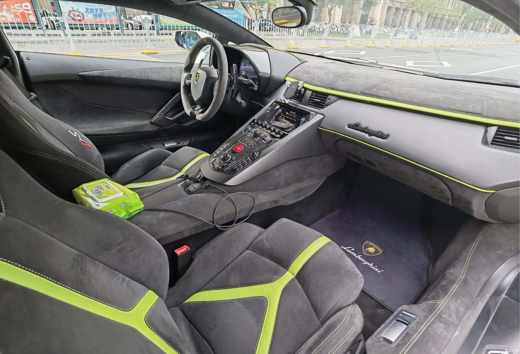 Lamborghini Aventador, 2014 4
