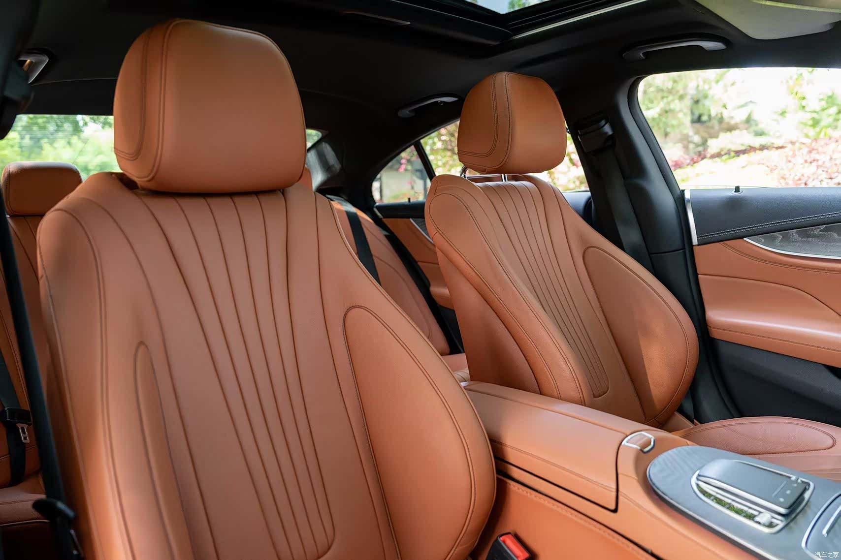 Mercedes-Benz CLS, 2023 4