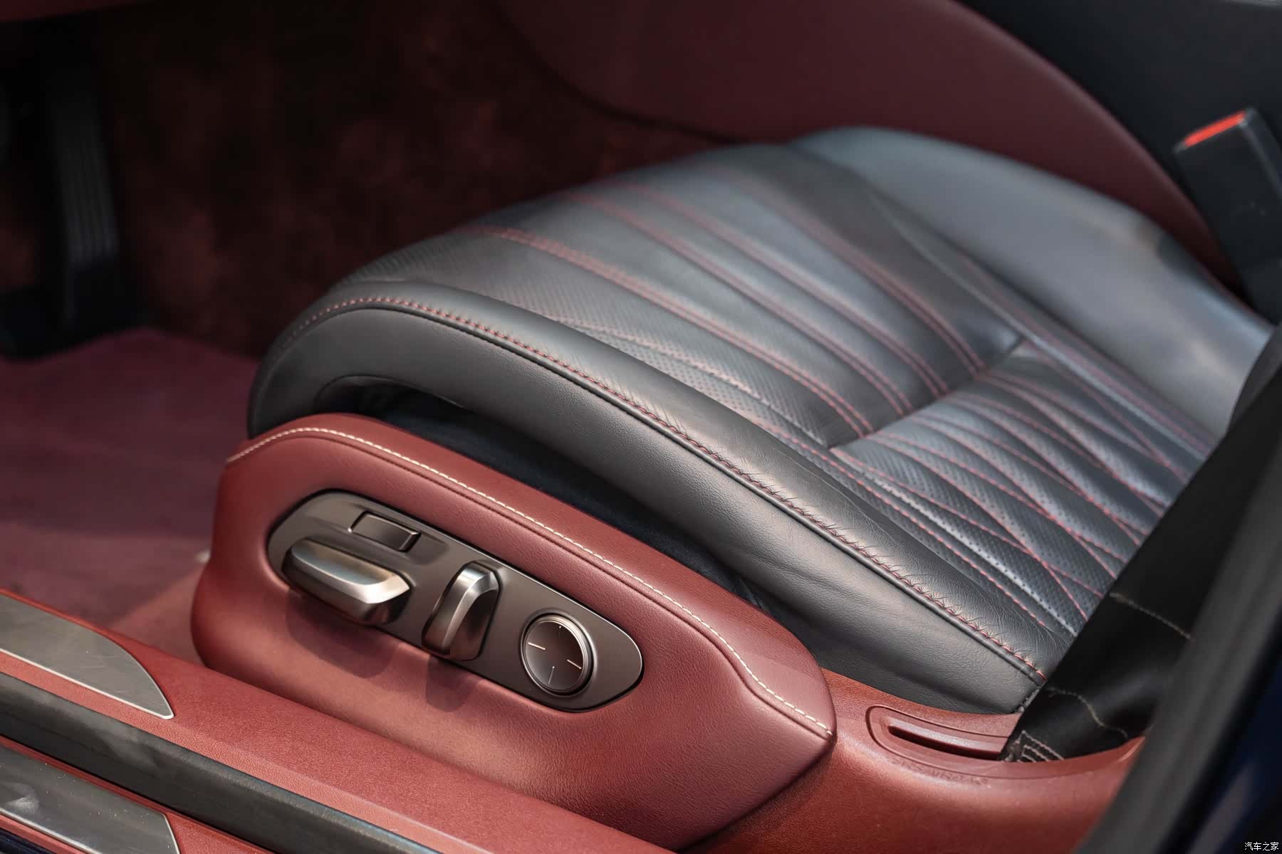 Lexus LS, 2021 21