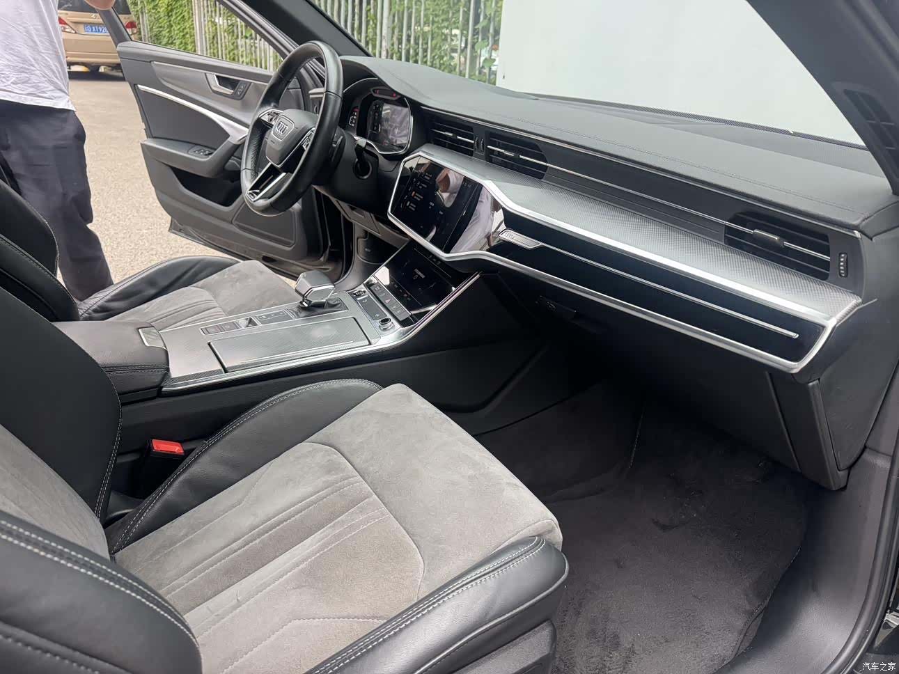 Audi A6L, 2022 21