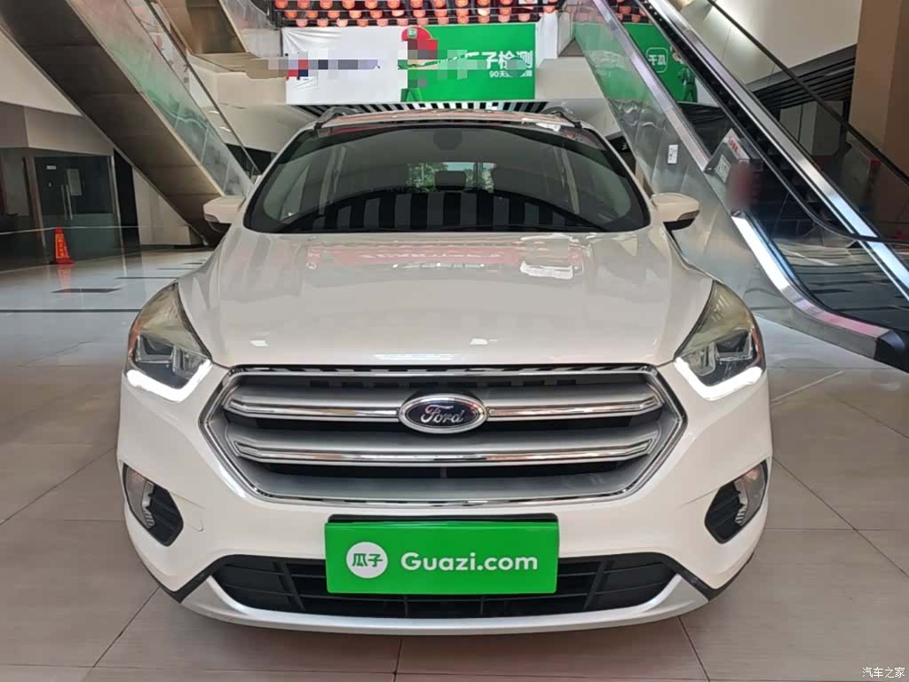 Ford Kuga, 2017 3