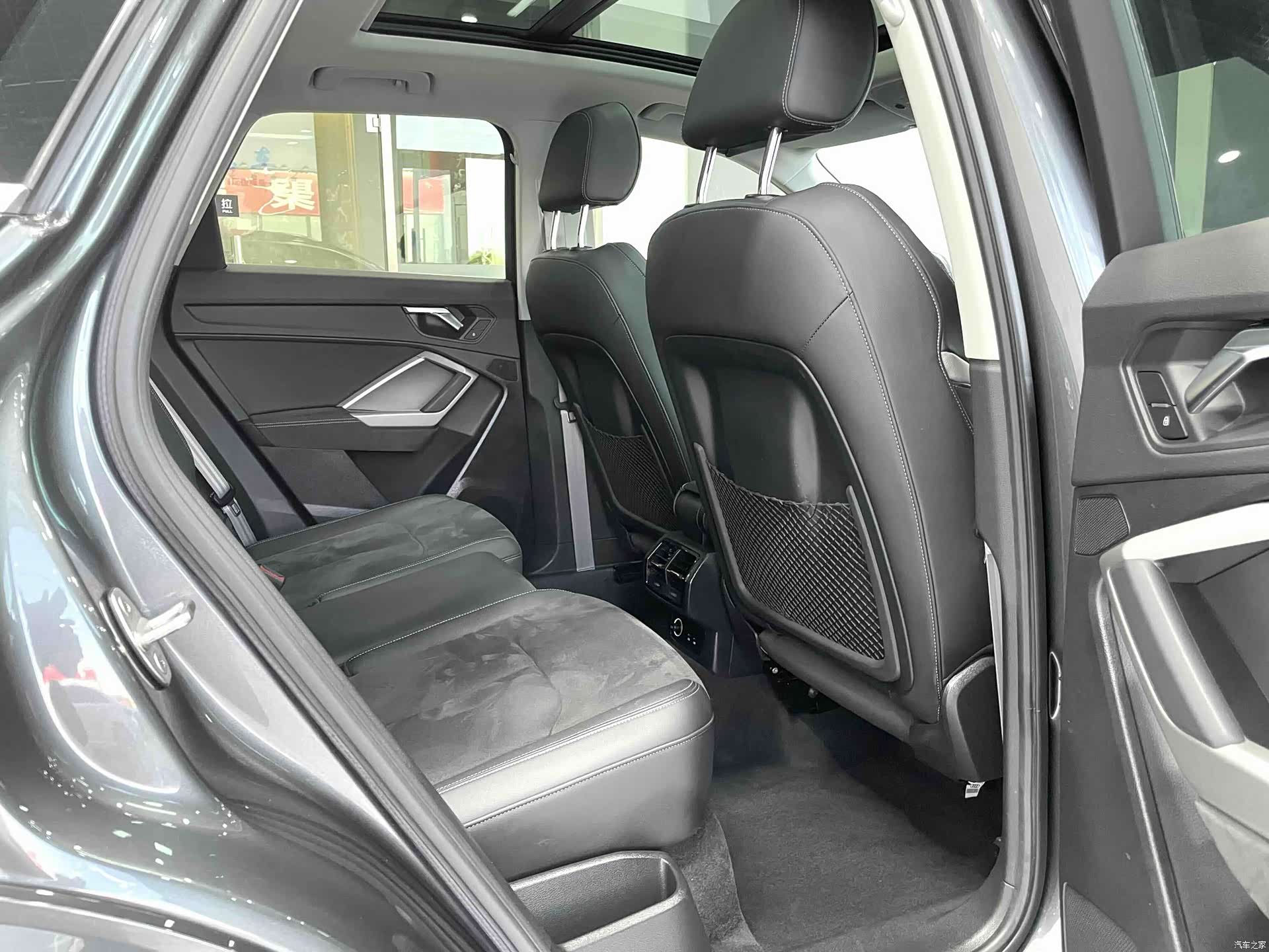Audi Q3, 2022 13