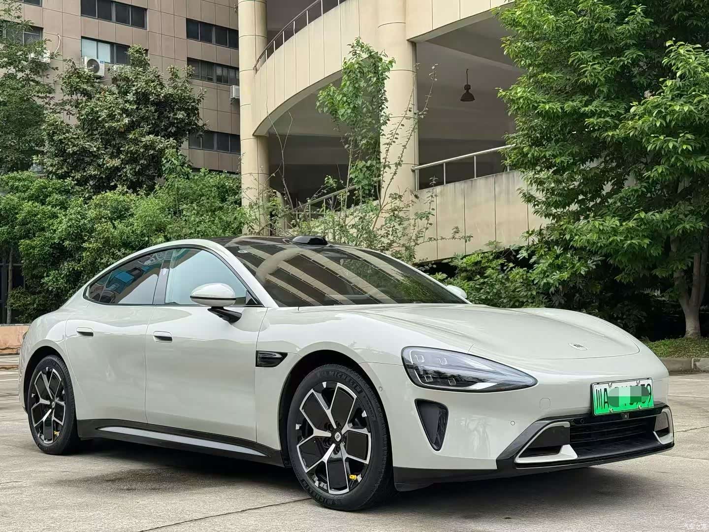 Xiaomi SU7, 2024 3