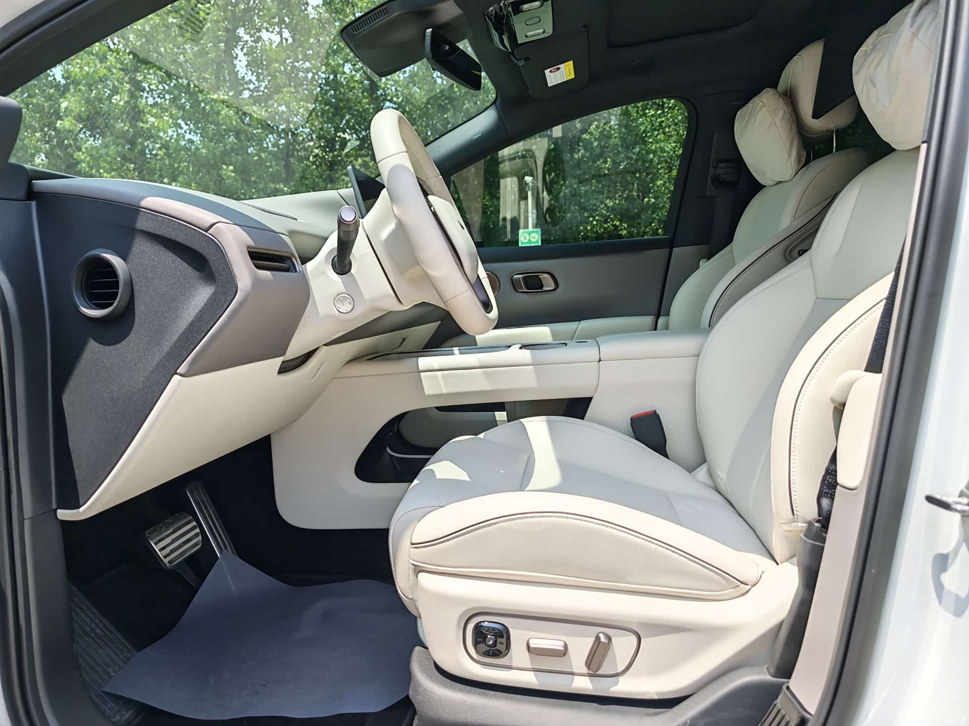 Li Auto i6, 2025 все фото