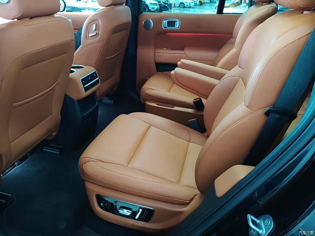 Li Auto L8, 2024 17