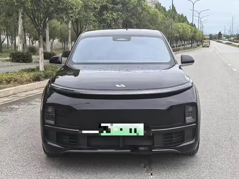 Li Auto Ideal L8