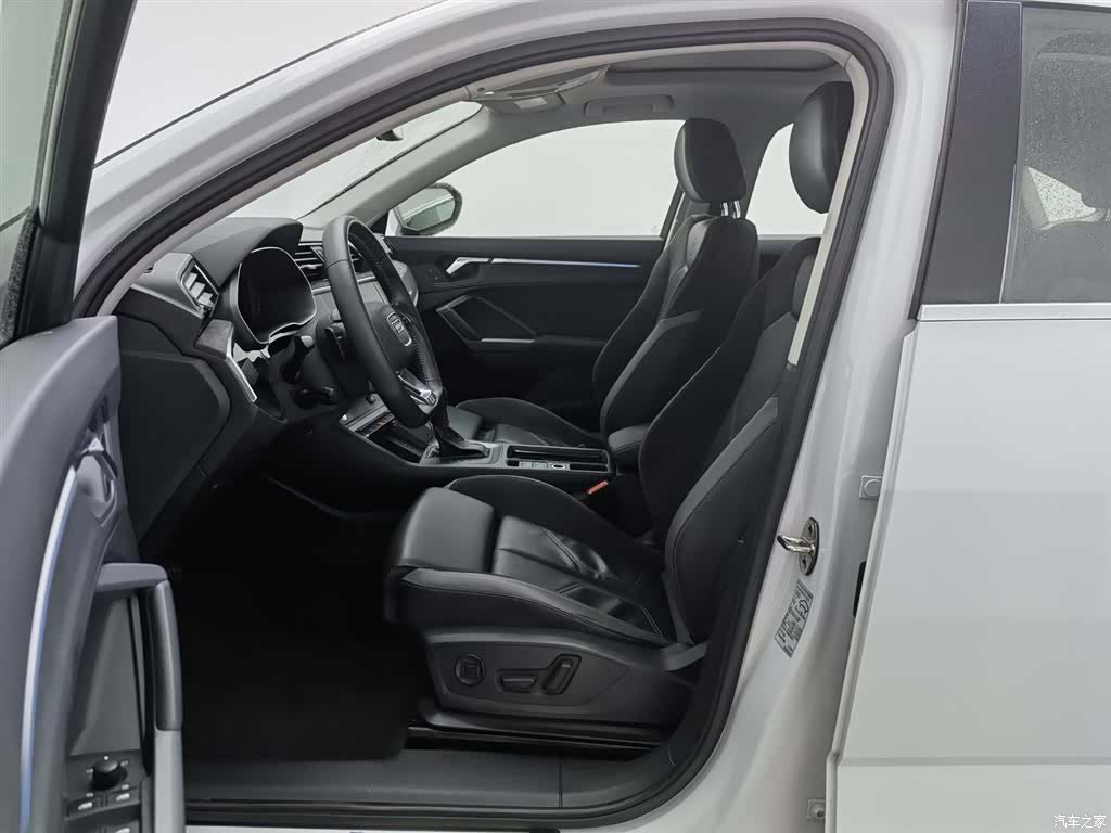 Audi Q3, 2020 10