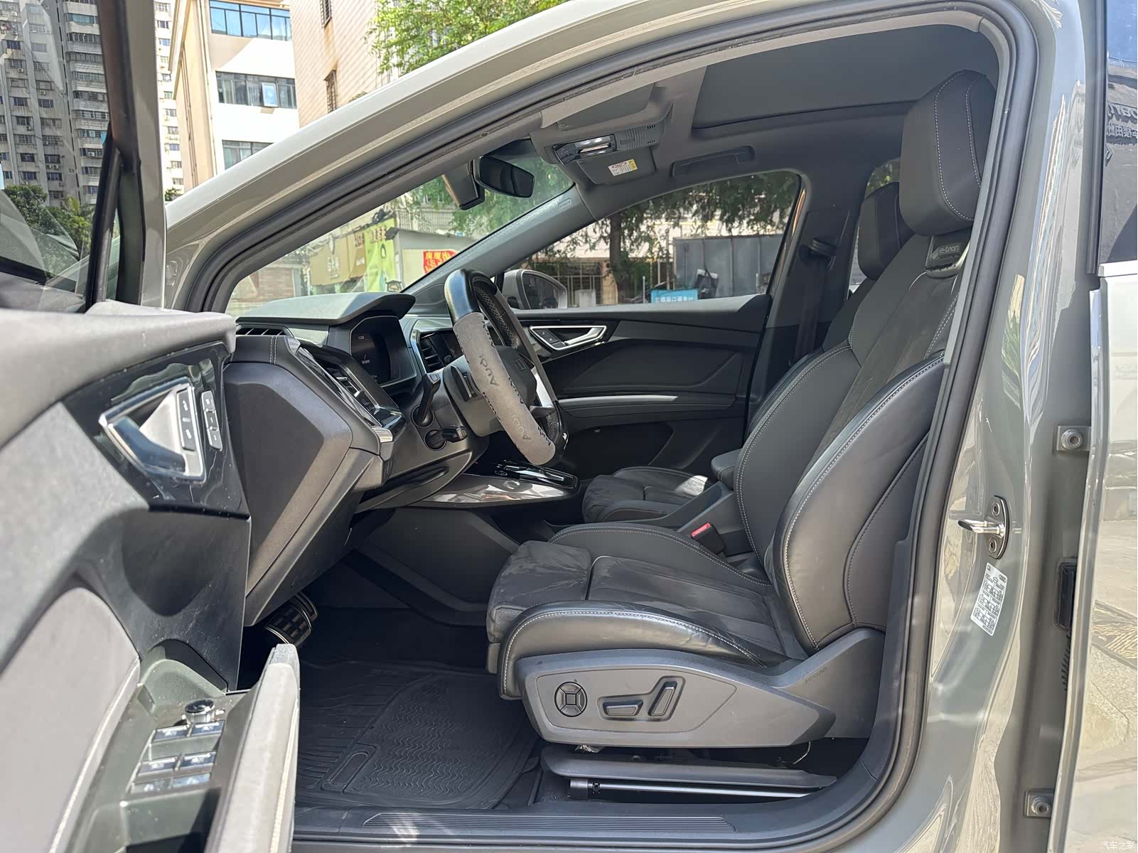 Audi Q4 e-tron, 2023 4