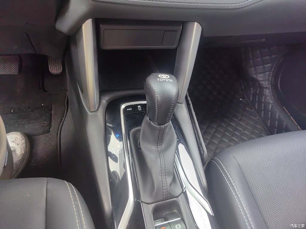 Toyota Frontlander, 2022 7