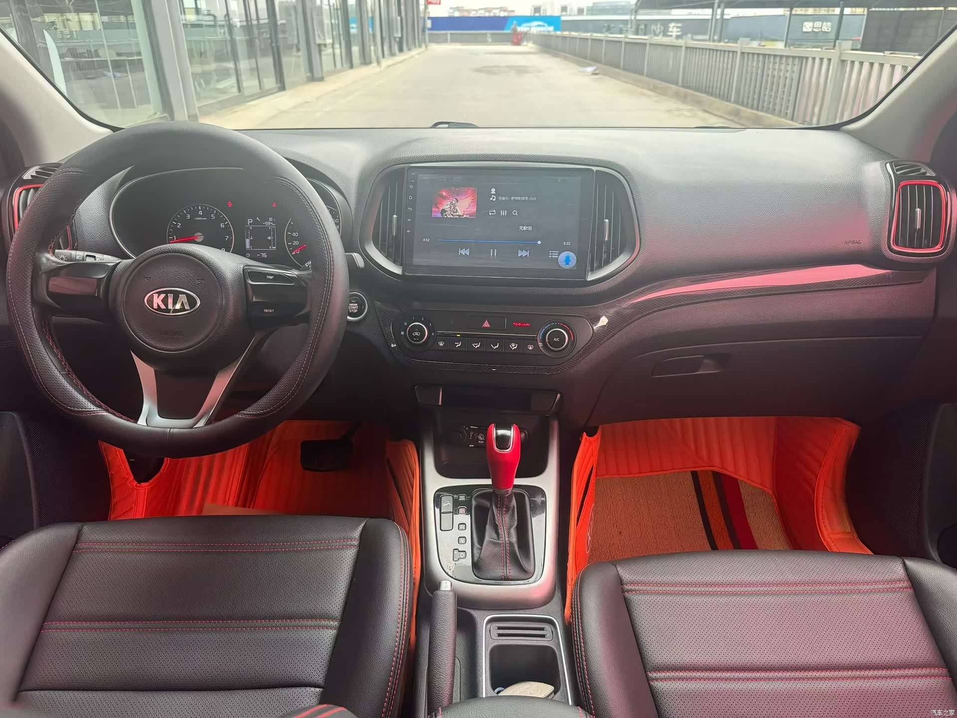 Kia KX3, 2015 8