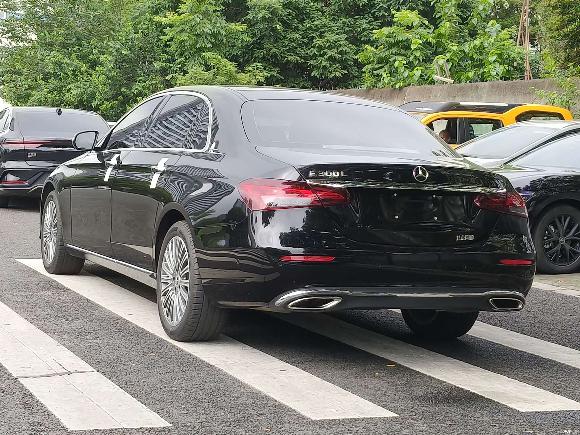 Mercedes-Benz E-Class, 2023 17