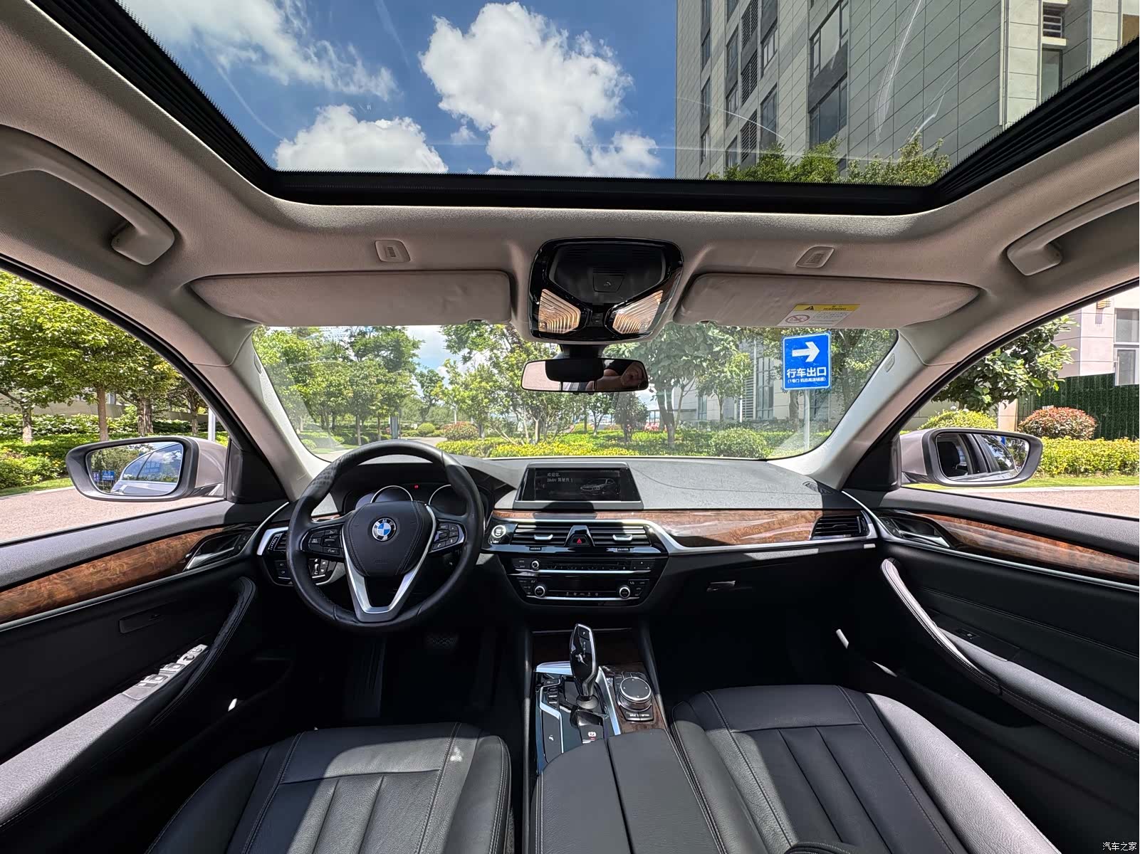 BMW 5 Series, 2017 12