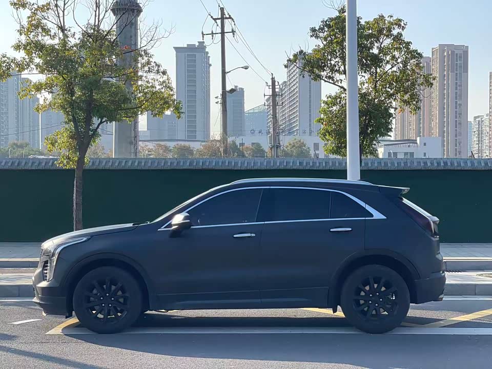 Cadillac XT4