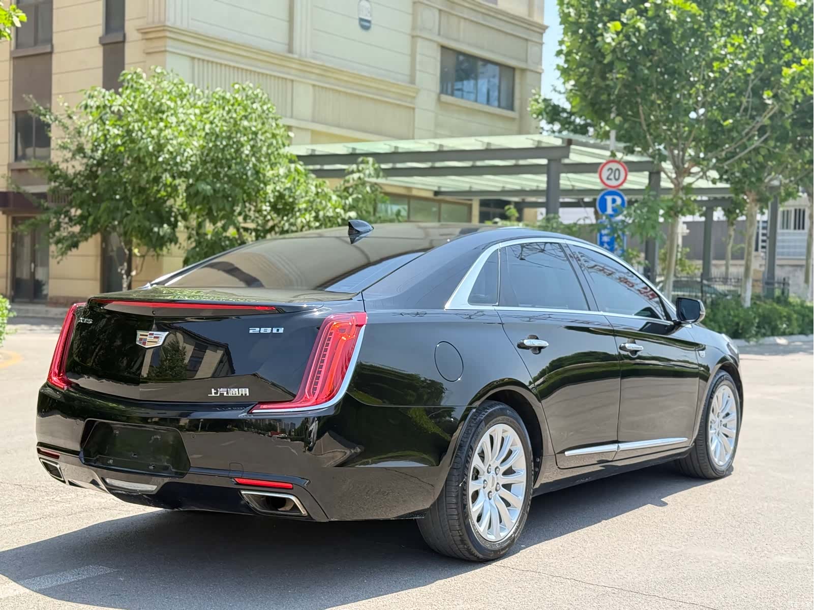 Cadillac XTS, 2017 7