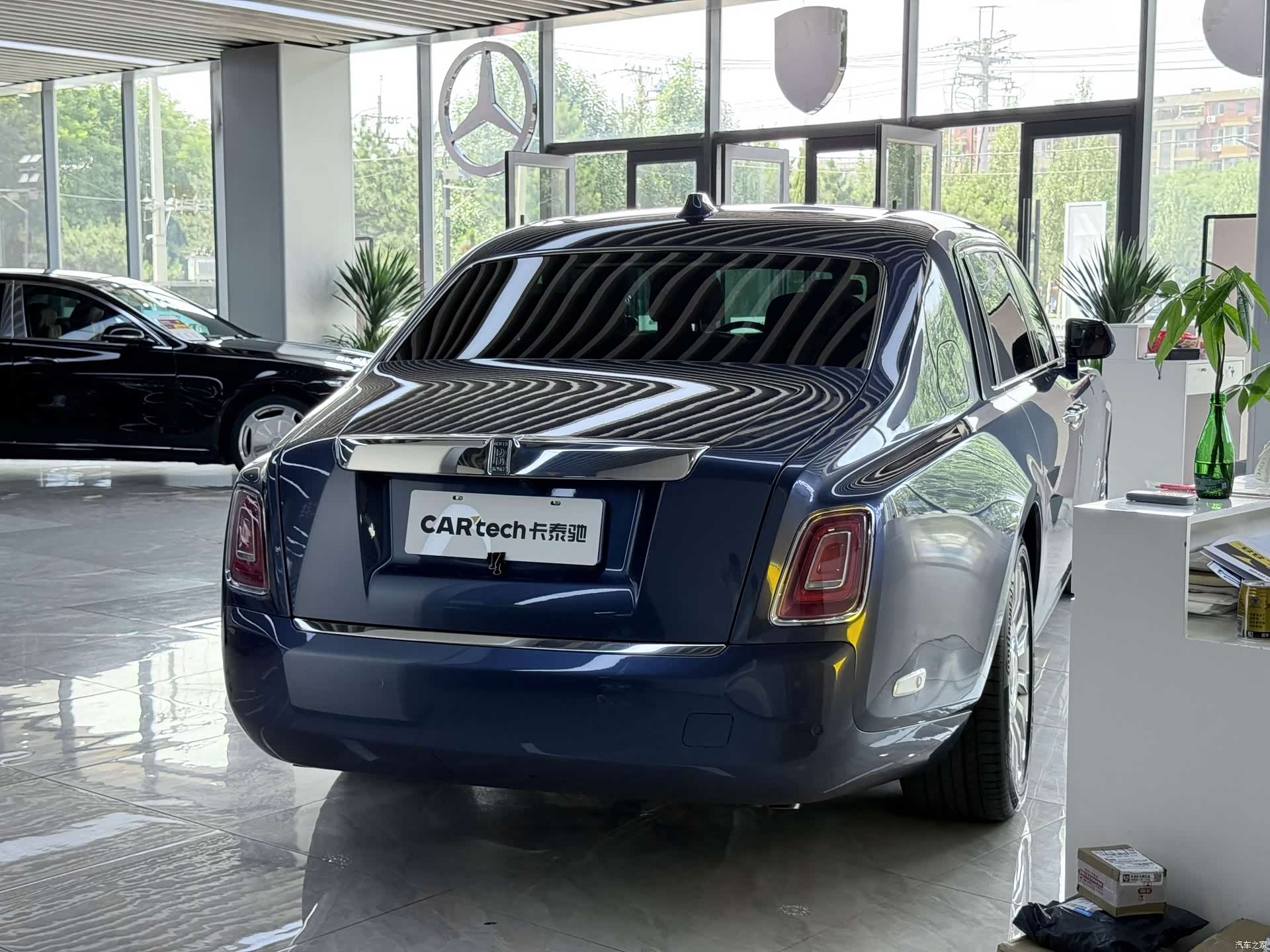 Rolls-Royce Phantom, 2024 10