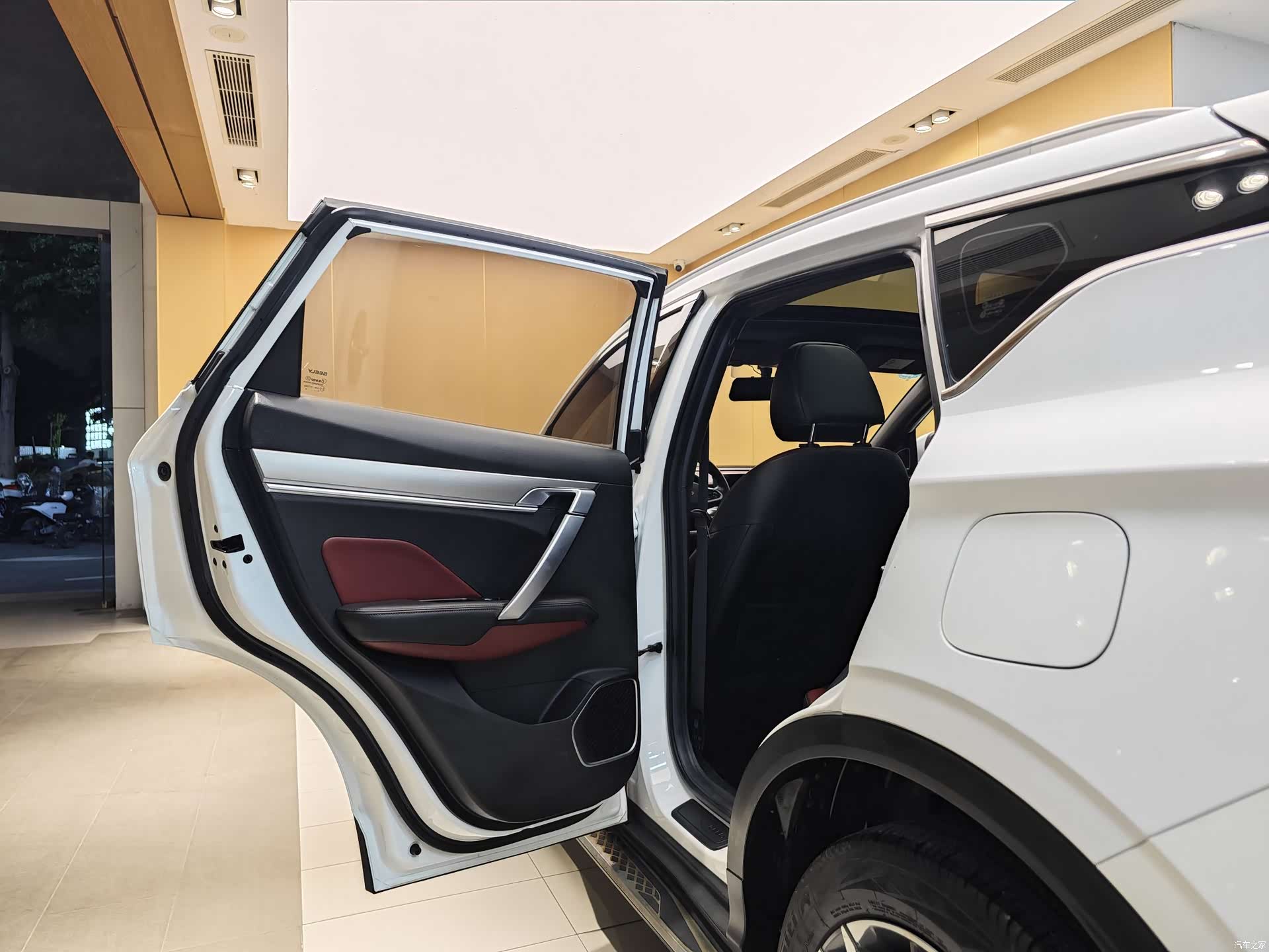 Geely Coolray, 2020 20