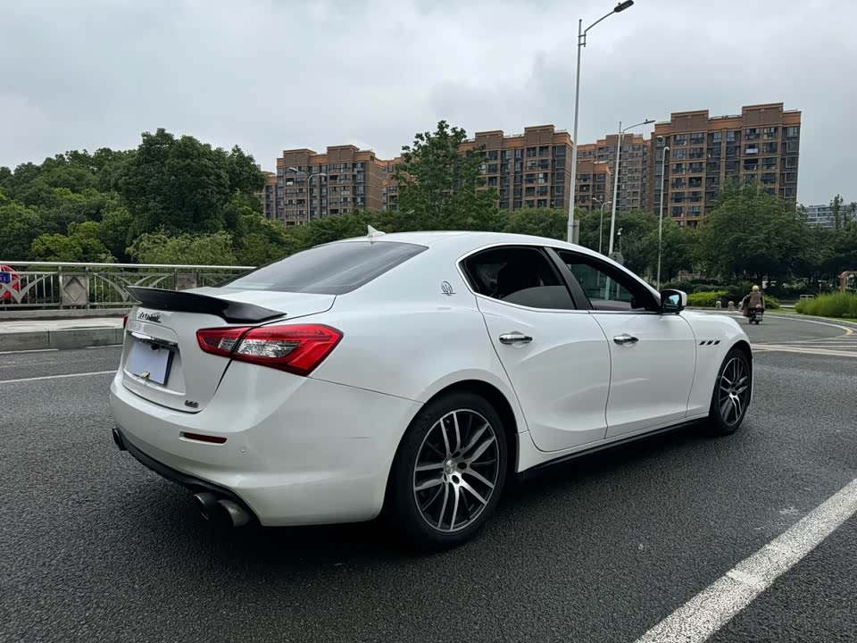 Maserati Ghibli
