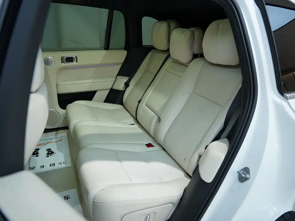 Li Auto Ideal L6