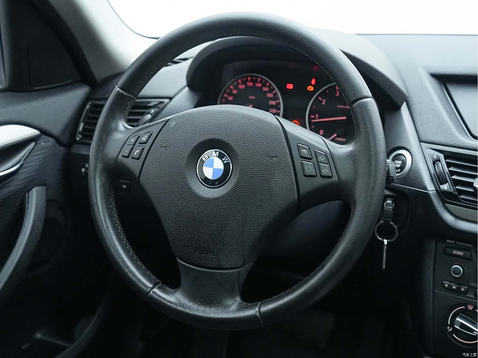 BMW X1, 2013 23