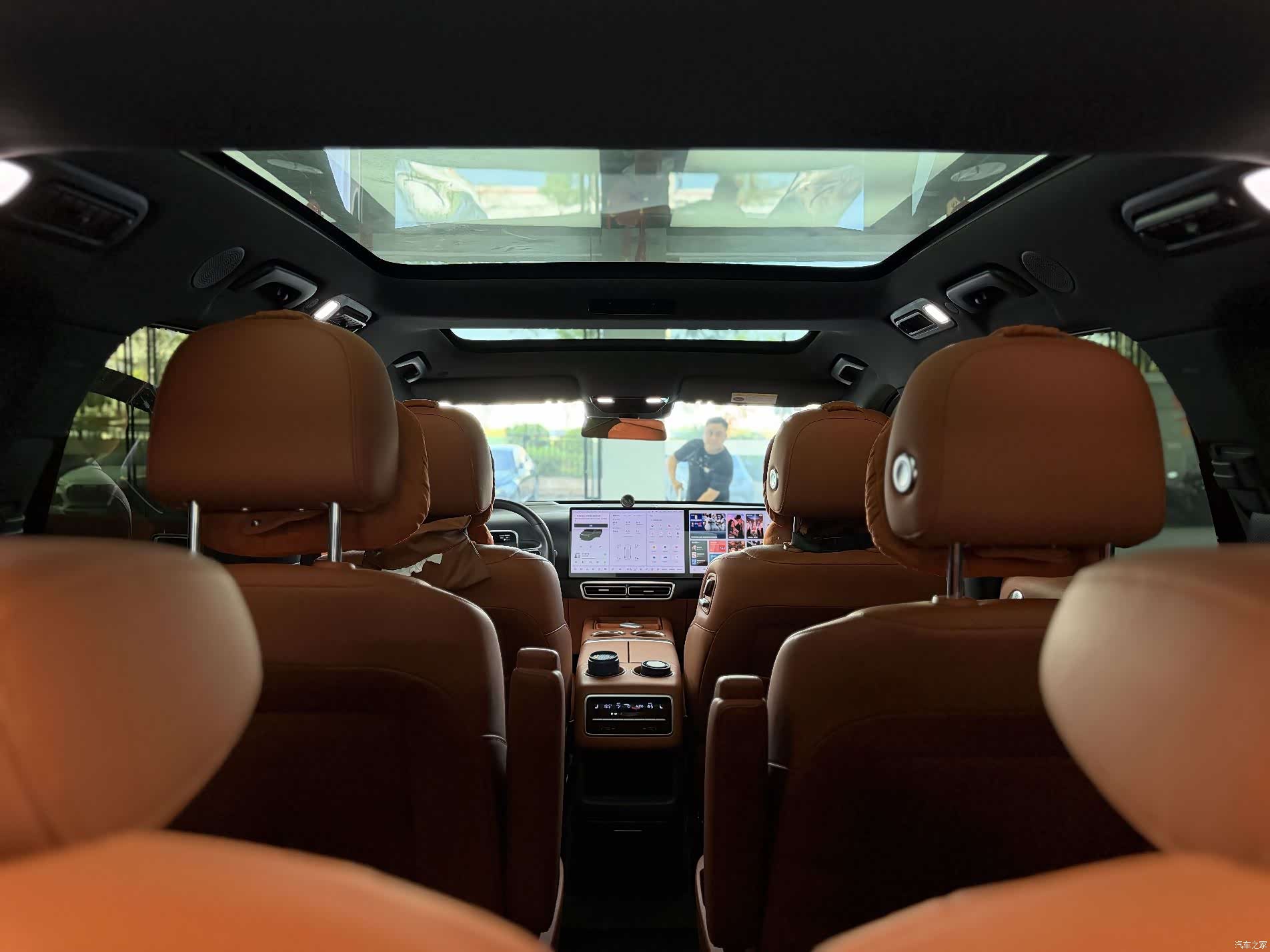 Li Auto L8, 2023 все фото