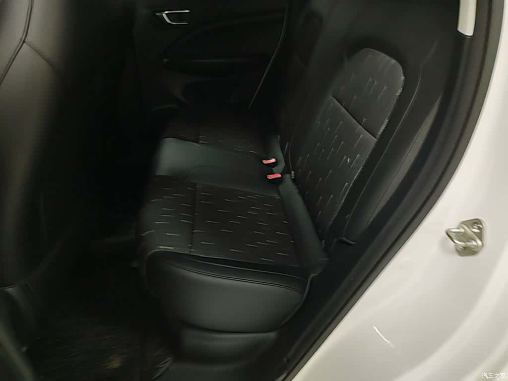 Leapmotor T03, 2025 17
