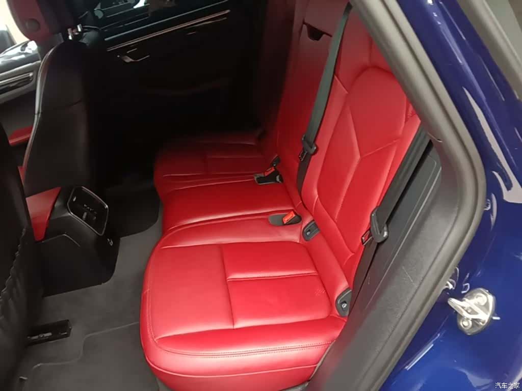 Porsche Macan, 2022 24