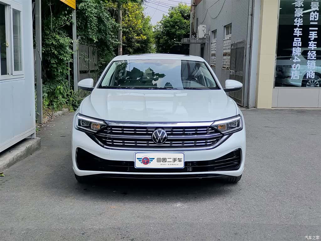 Volkswagen Sagitar, 2024 2