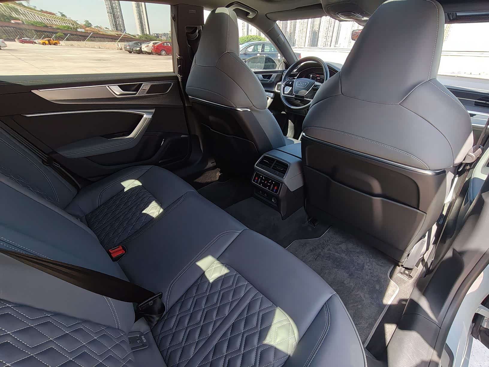 Audi A7L, 2026 17