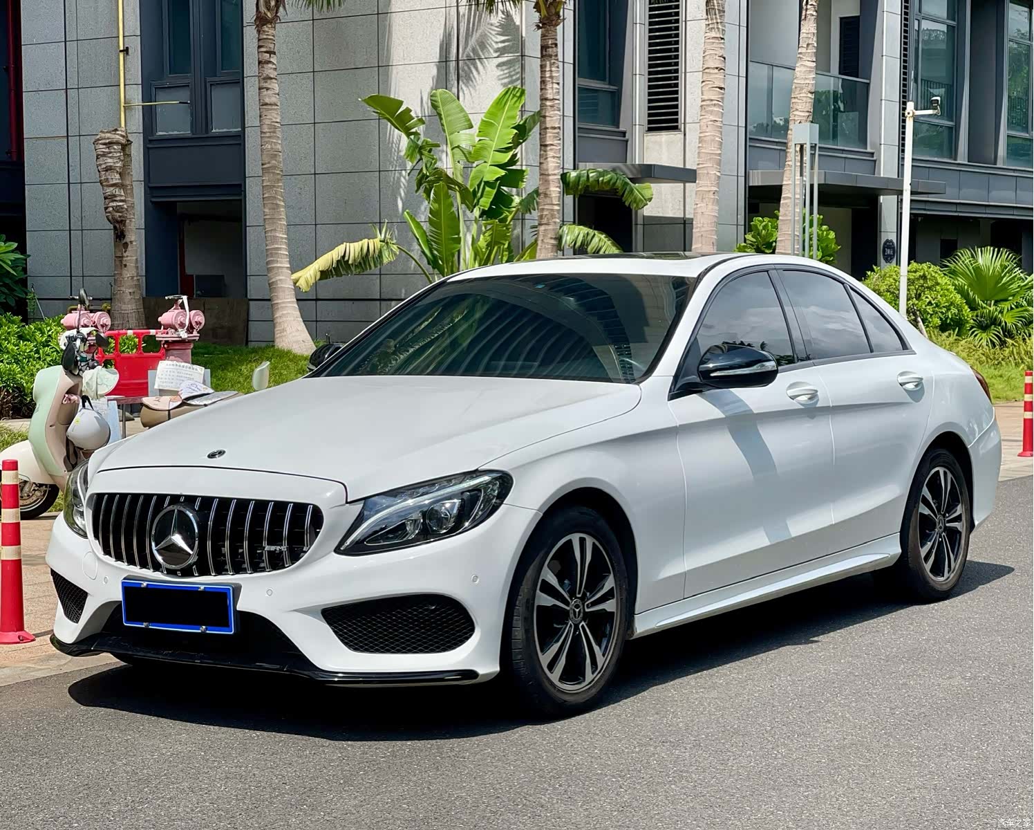 Mercedes-Benz C-Class, 2018 1