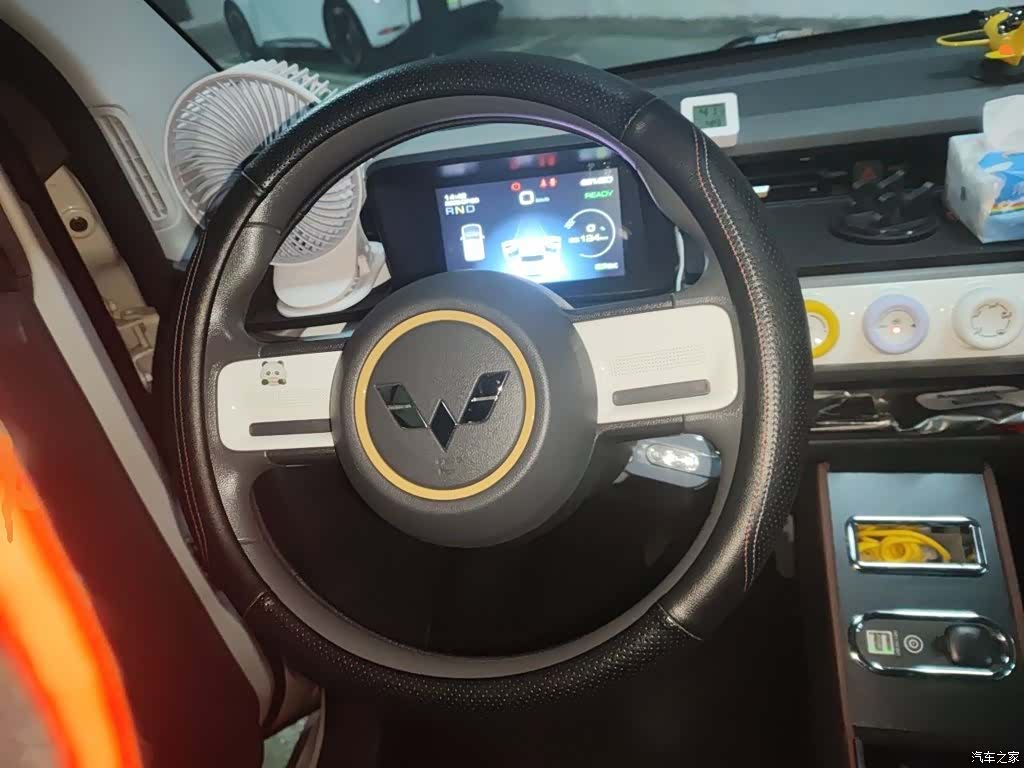 Wuling MINIEV, 2023 11