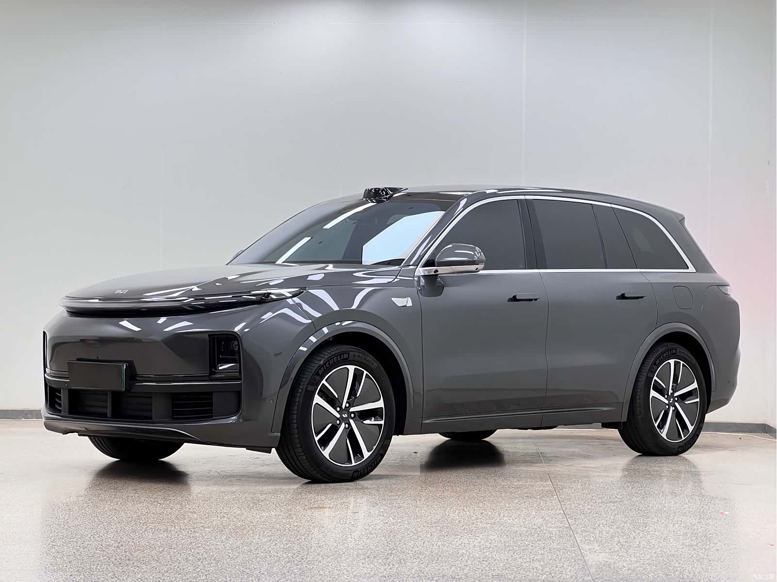 Li Auto L8, 2024 1