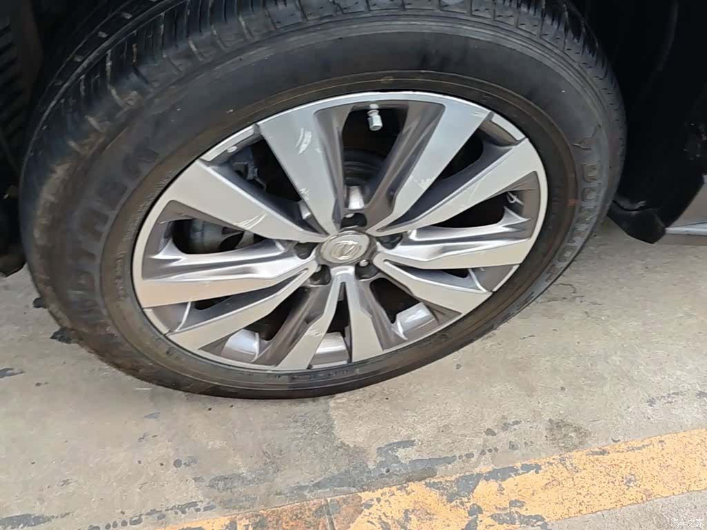 Changan CS95, 2017 23
