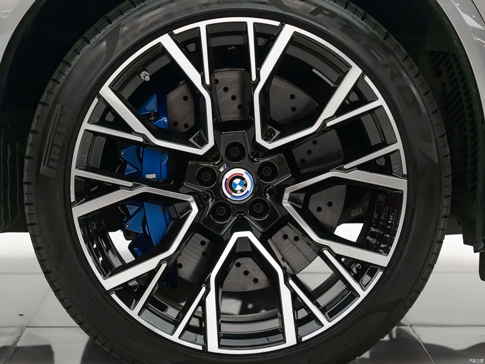 BMW X6, 2022 12