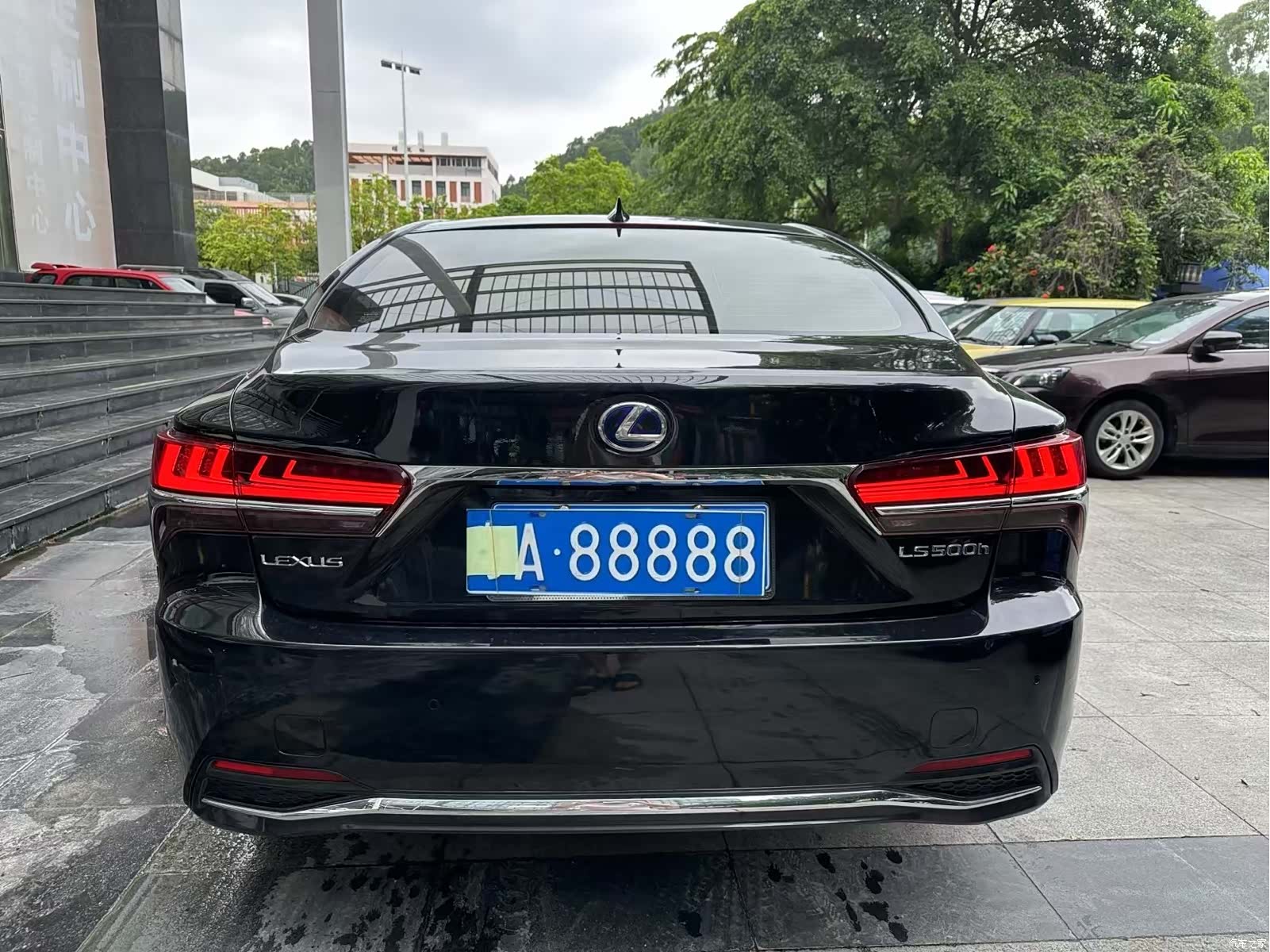 Lexus LS, 2019 8