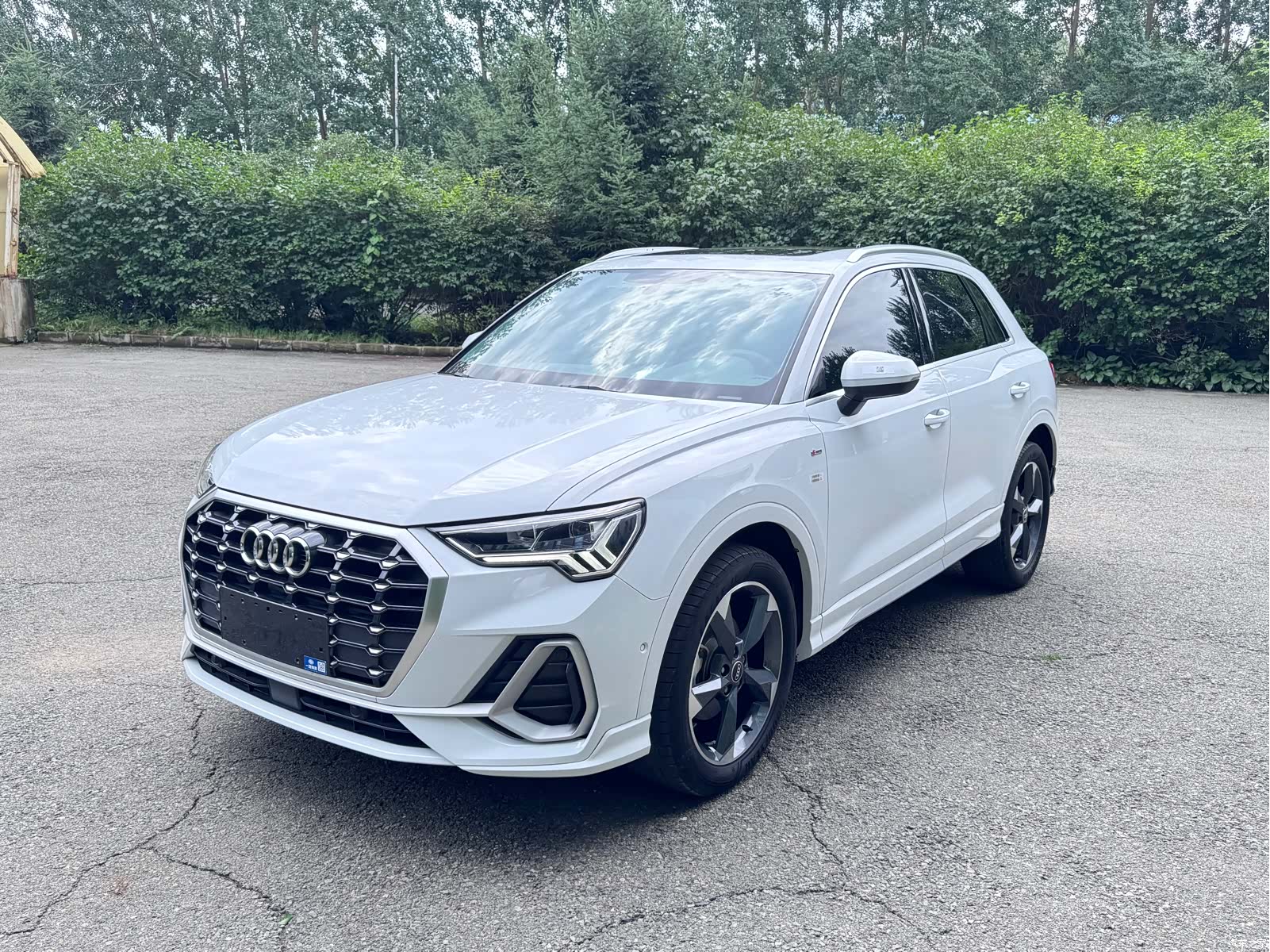 Audi Q3, 2022 1