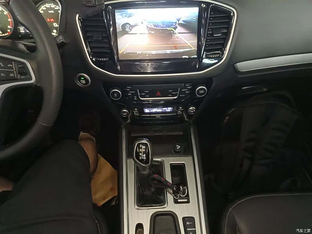 Geely X6, 2016 14