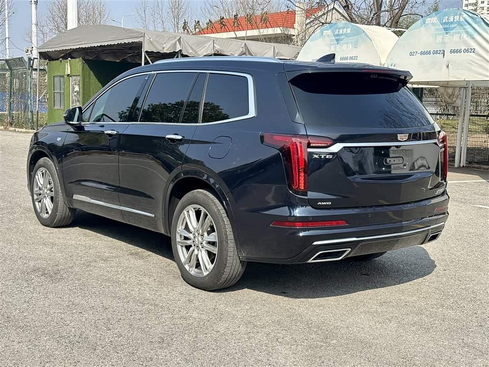 Cadillac XT6