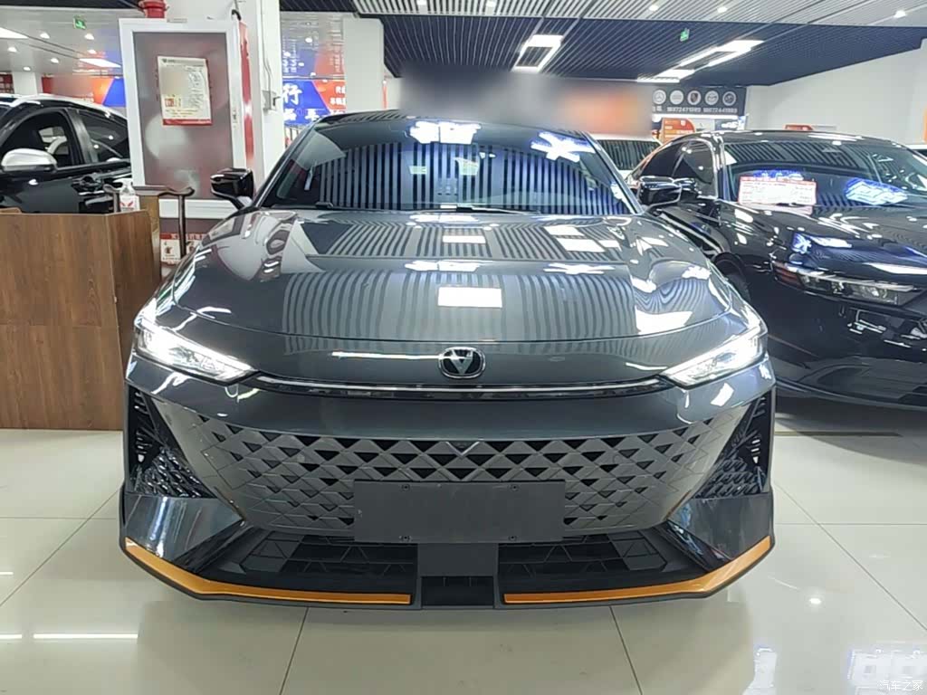 Changan UNI-V, 2025 3
