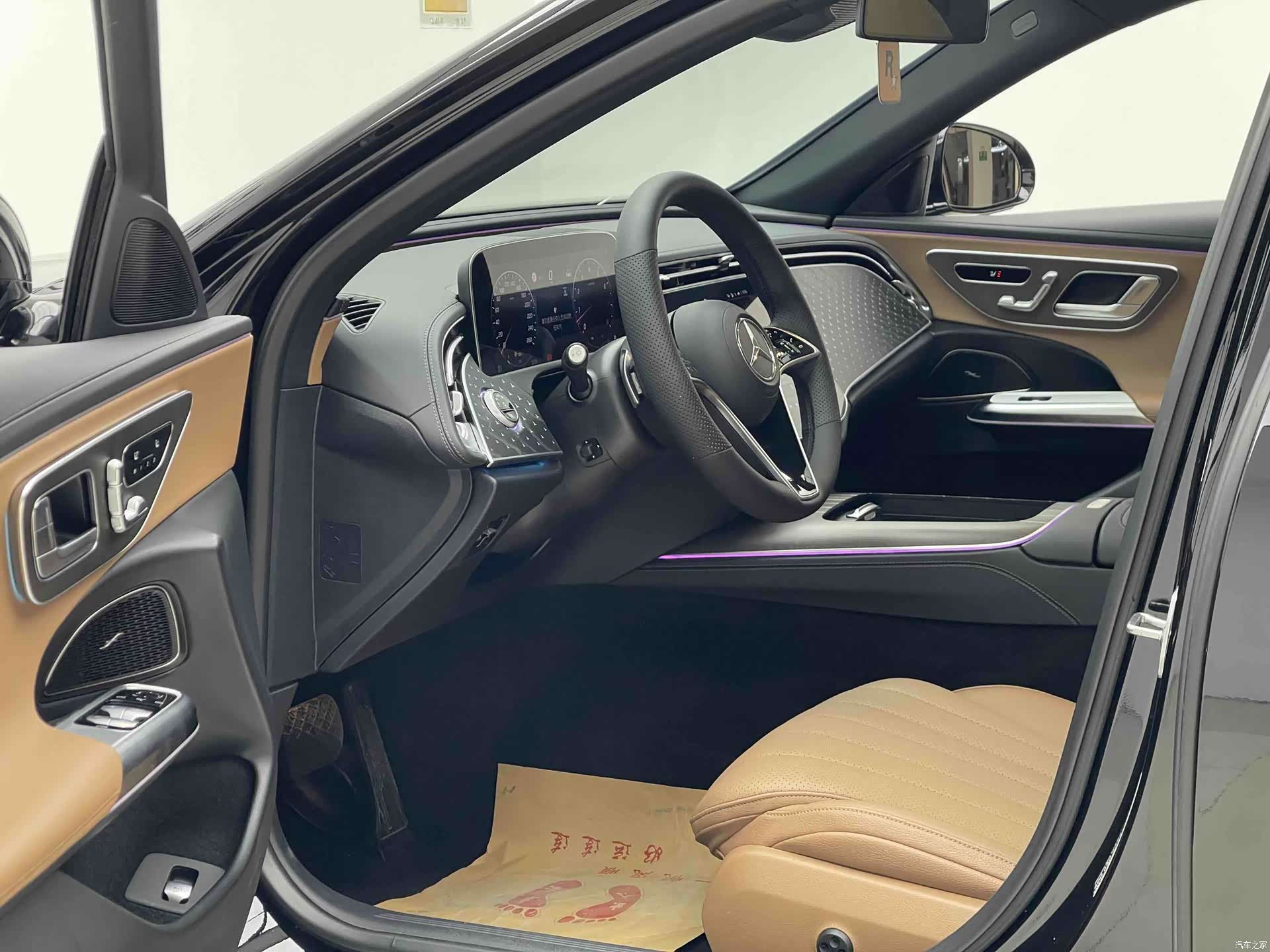 Mercedes-Benz E-Class, 2024 7