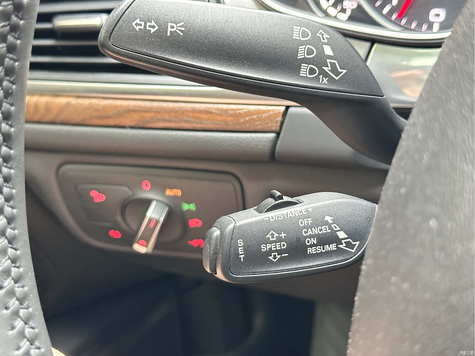 Audi A6L, 2015 25