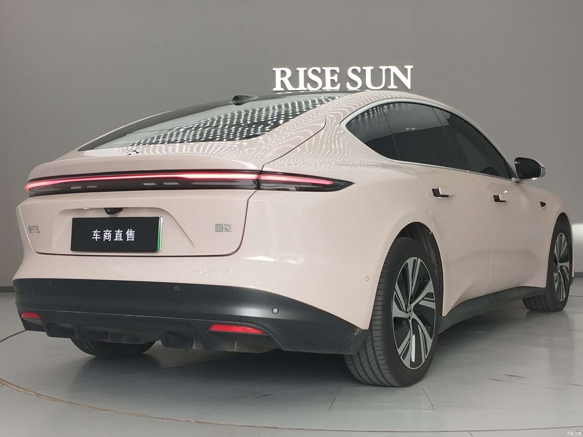 NIO ET5, 2024 все фото