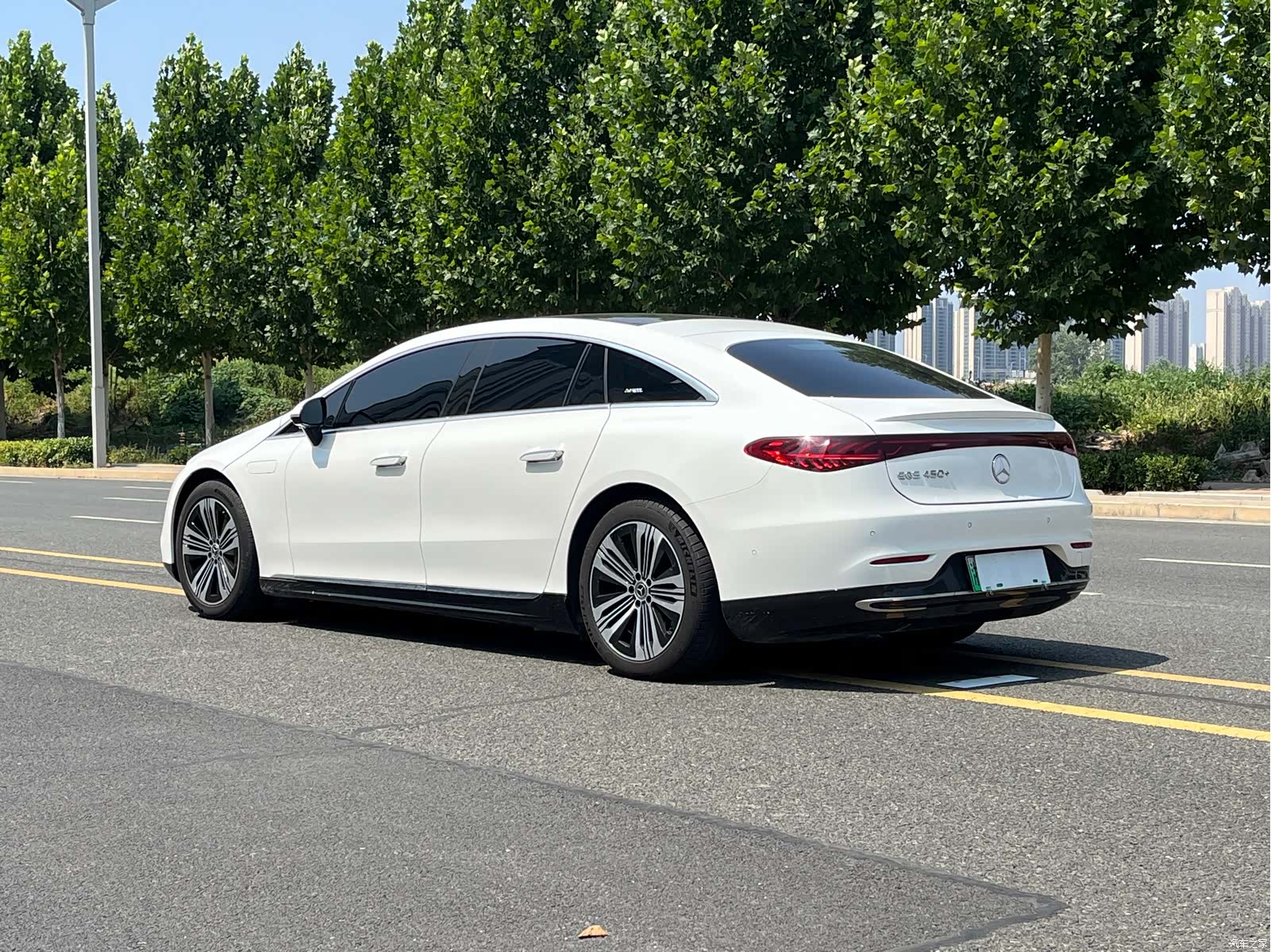 Mercedes-Benz EQS, 2022 7