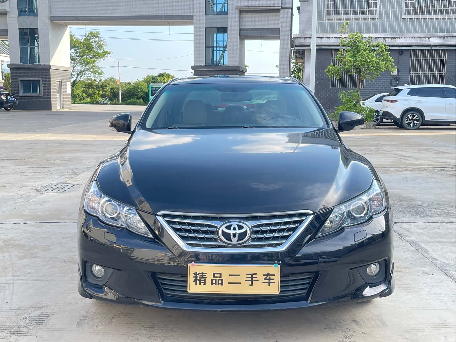 Toyota 2.5V, 2012 3