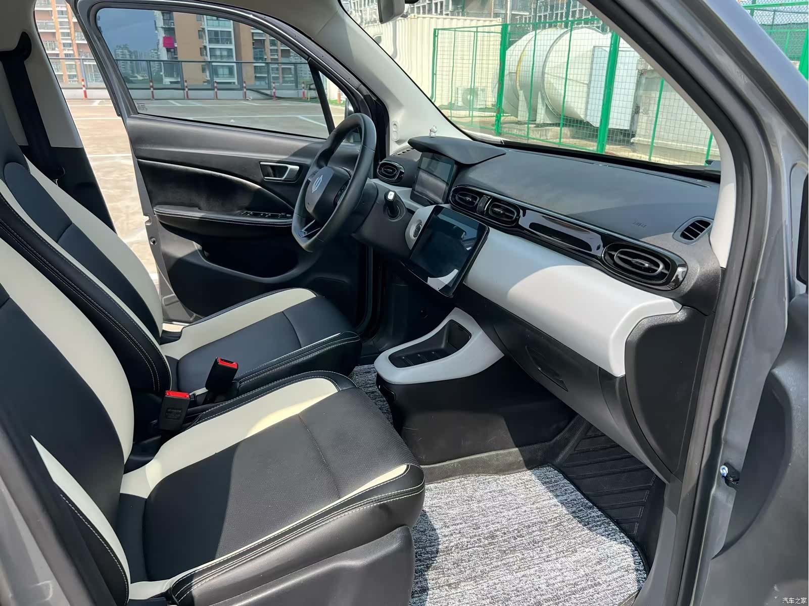 Leapmotor T03, 2022 все фото