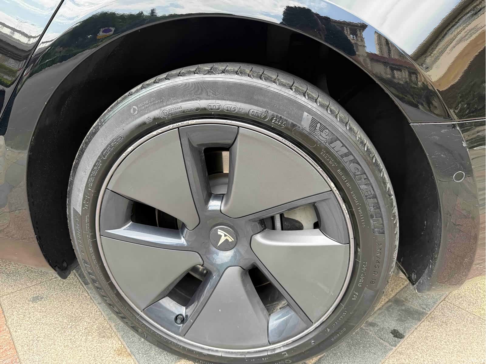 Tesla Model 3, 2023 13
