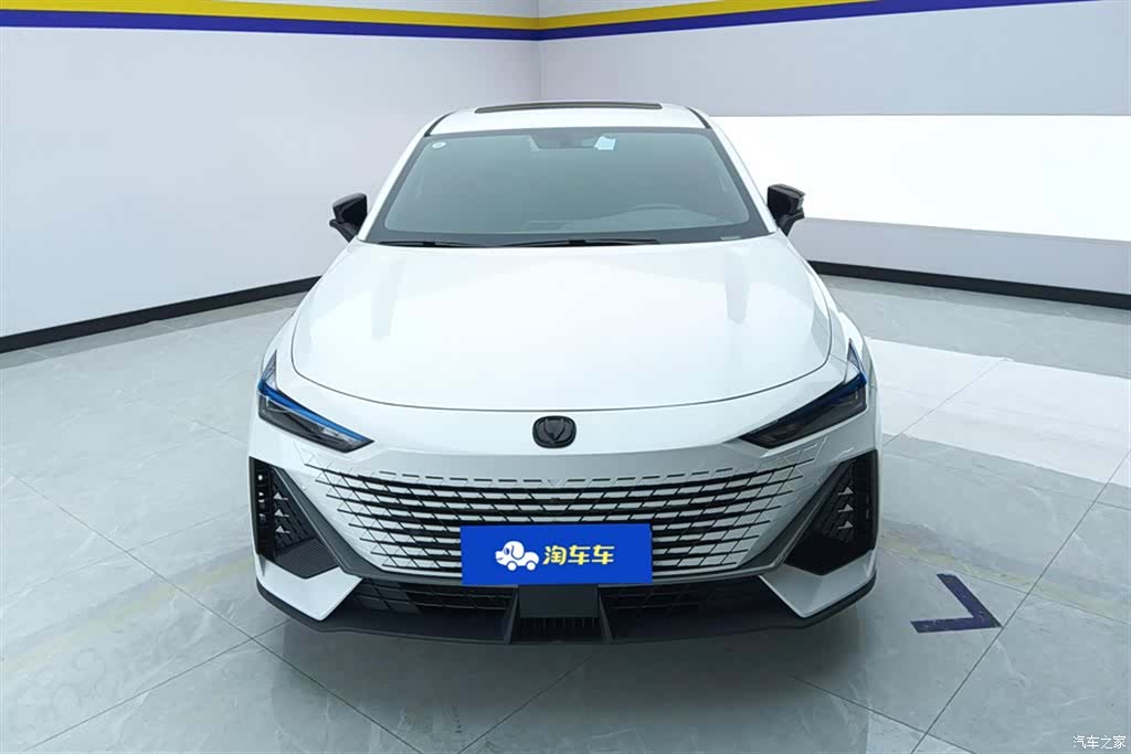 Changan UNI-V, 2024 2