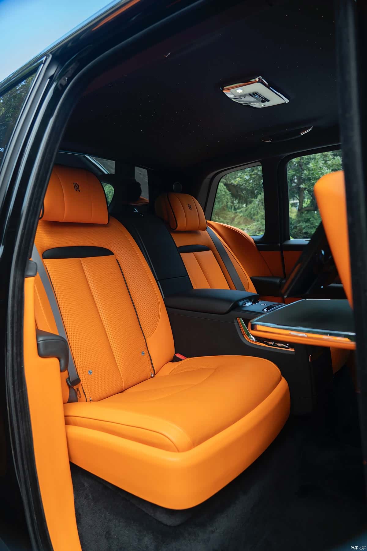 Rolls-Royce Cullinan, 2026 18
