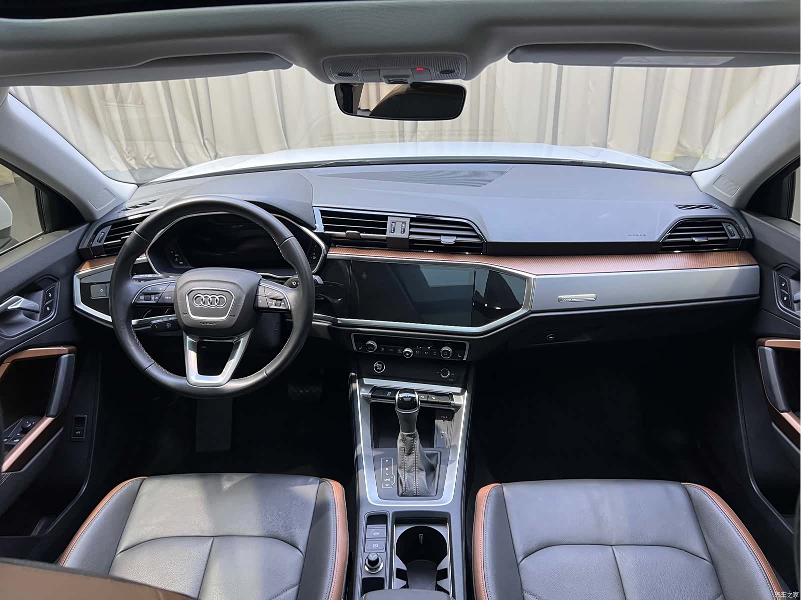 Audi Q3, 2022 9