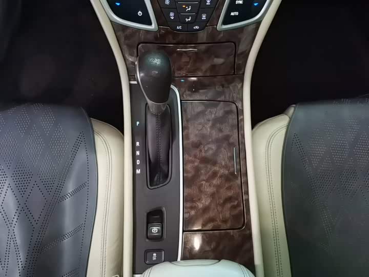 Buick LaCrosse 2013 2.4L SIDI ling xian Комфорт